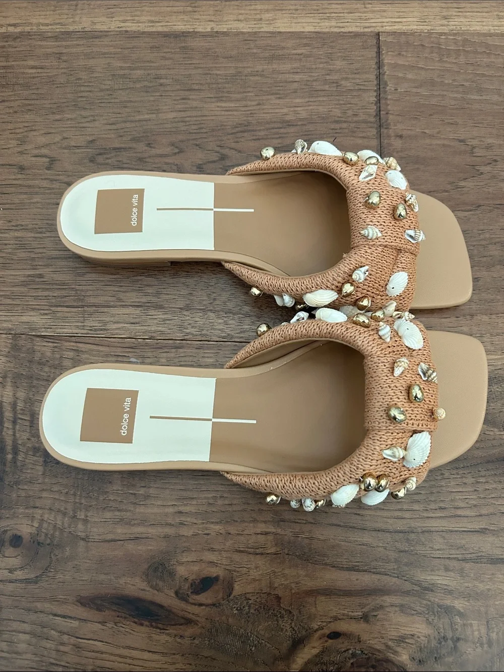 Dolce Vita Toffee beaded Raffia with Shell & Gold Bead Accents